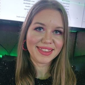 Meet your Posher, Loretta